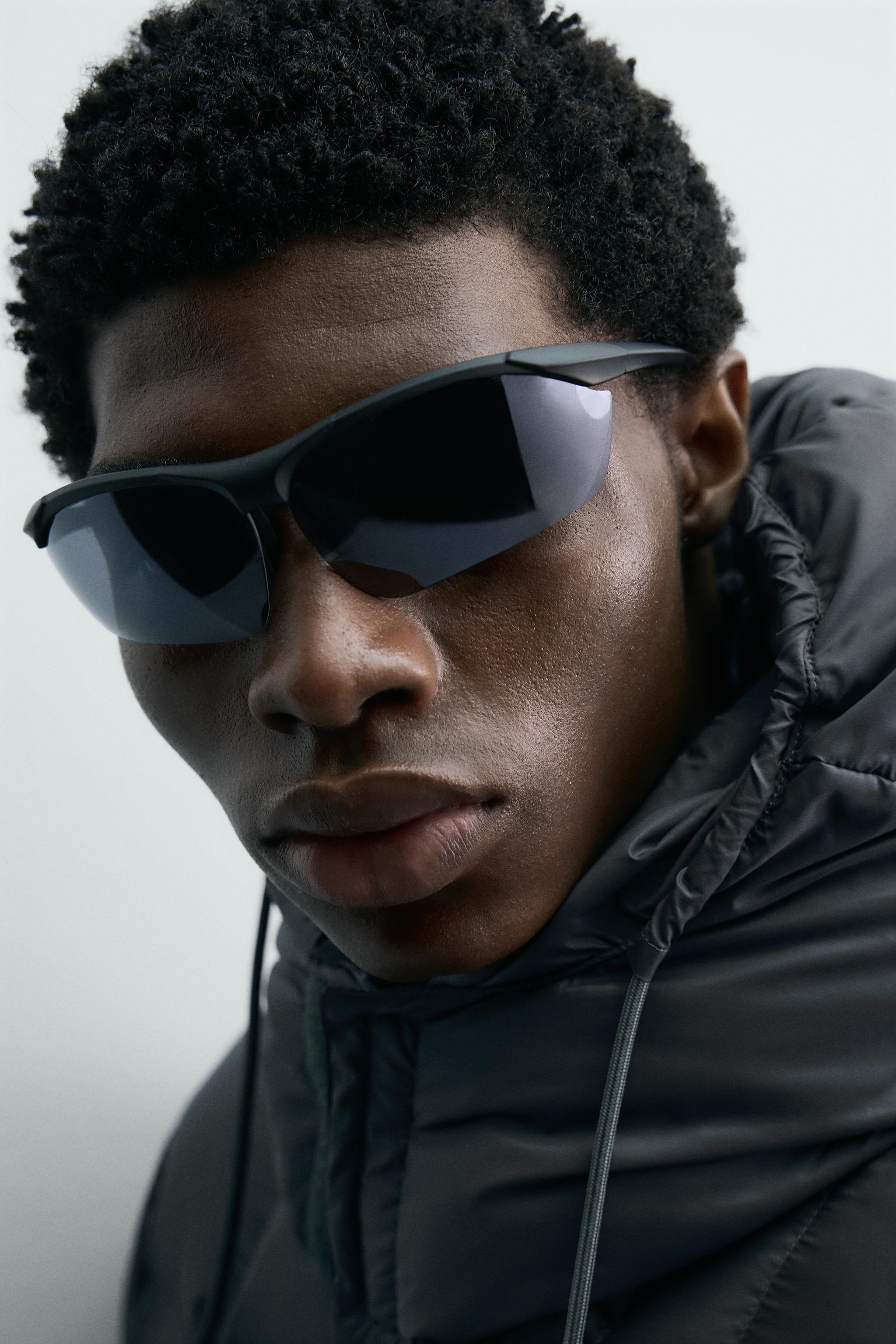 LIGHTWEIGHT SUNGLASSES